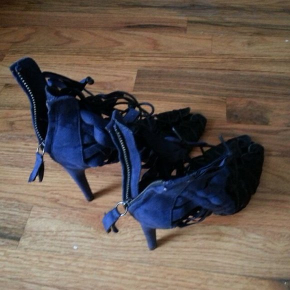 Zara Basic Caged (EUR 41) - Picture 3 of 9